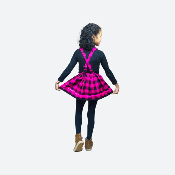 Saia Quadriculada com Suspensório Infantil Preto e Rosa - Image 4